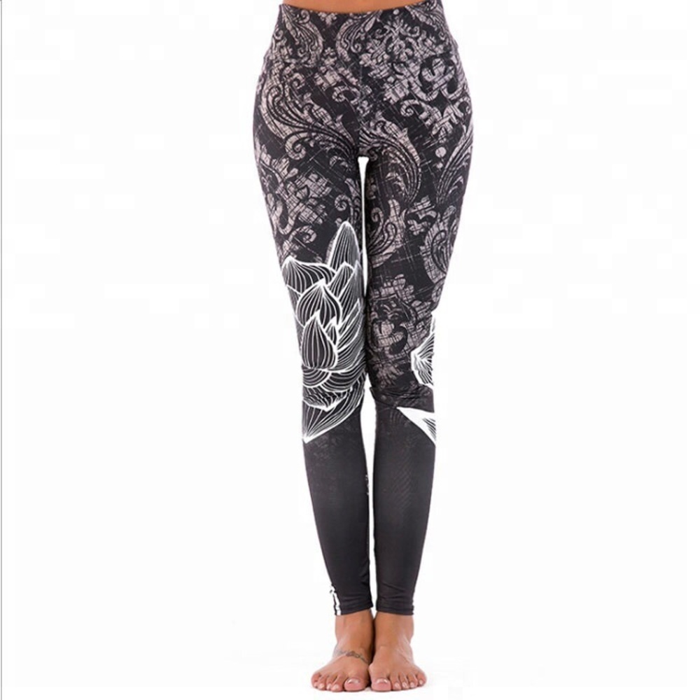 Legging on Black